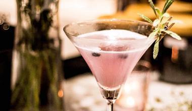 Hai mai provato il Pink Gin?